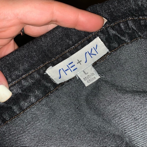 NEW black faded denim button-down top - Picture 4 of 4